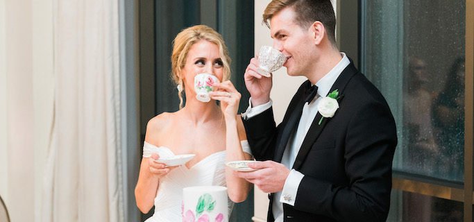 Bride-groom-drink-tea