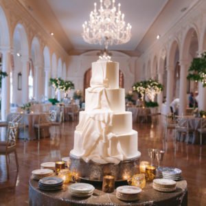 Wedding-cake-white-atlanta-luxury
